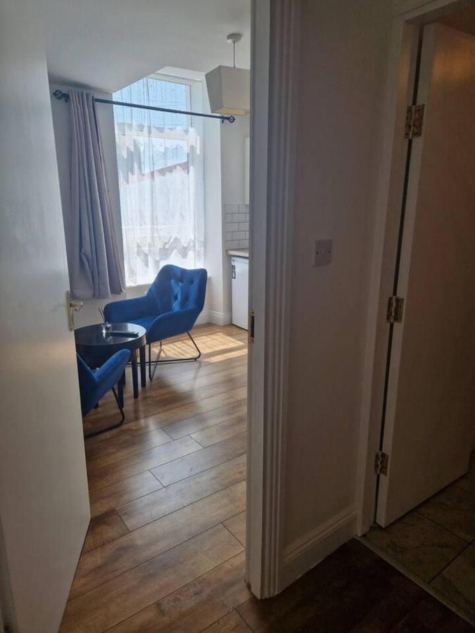 Beautiful 1-Bed Apartment In Cork Exterior foto